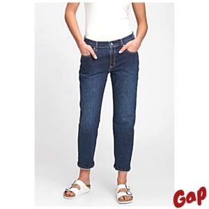 ♥️ GAP GIRLFRIEND JEANS size 16 *Easy Laid Back Style* Women’s Jeans NWTS-$80